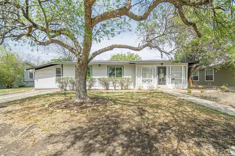 227 Devonshire Dr San Antonio TX 78209