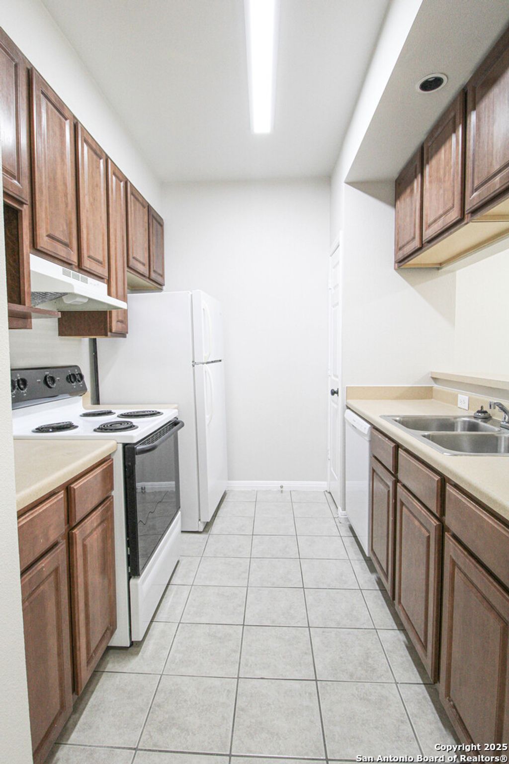 Photo of 530 Dukeway 2 #2, Universal City, TX 78148 (MLS # 1929995)