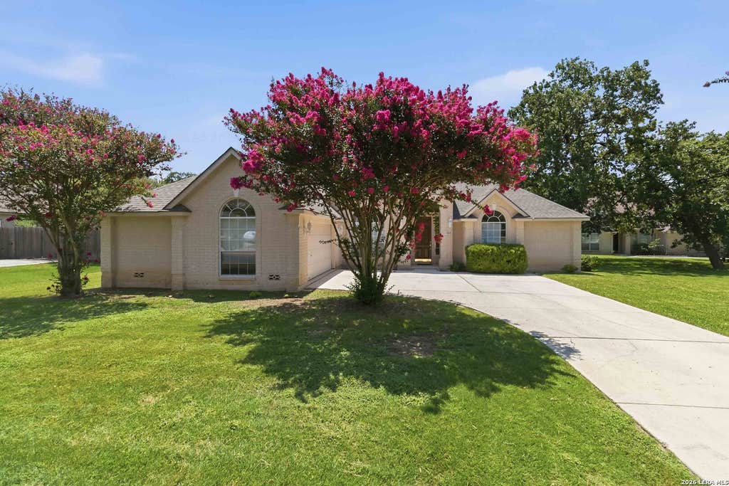 Photo of 8408 TRACINEY BLVD, San Antonio, TX 78255 (MLS # 2006243)