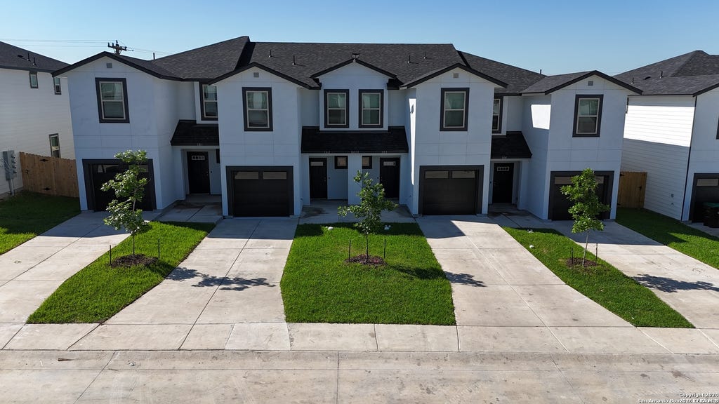 Photo of 8315 Via Pisa 101 #101, San Antonio, TX 78227 (MLS # 1995478)
