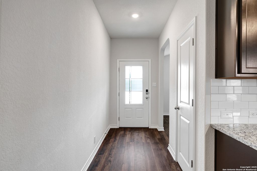Photo of 14113 Minette Loop, San Antonio, TX 78253 (MLS # 1913309)