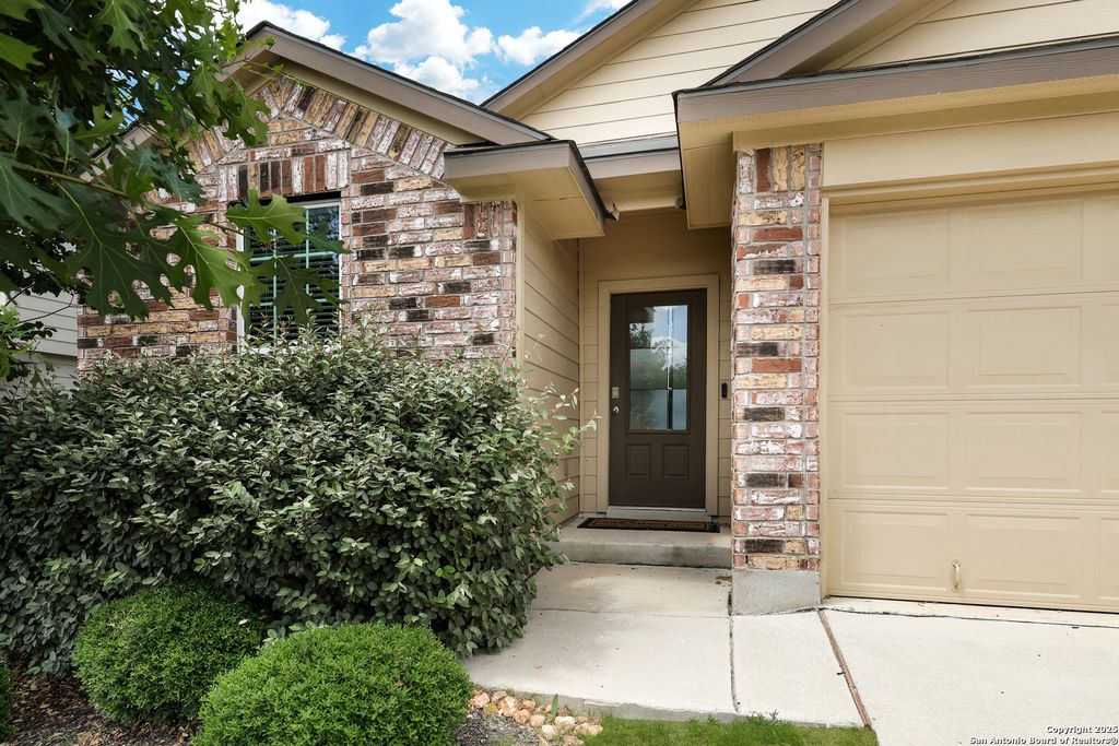 Photo of 14113 Minette Loop, San Antonio, TX 78253 (MLS # 1913309)