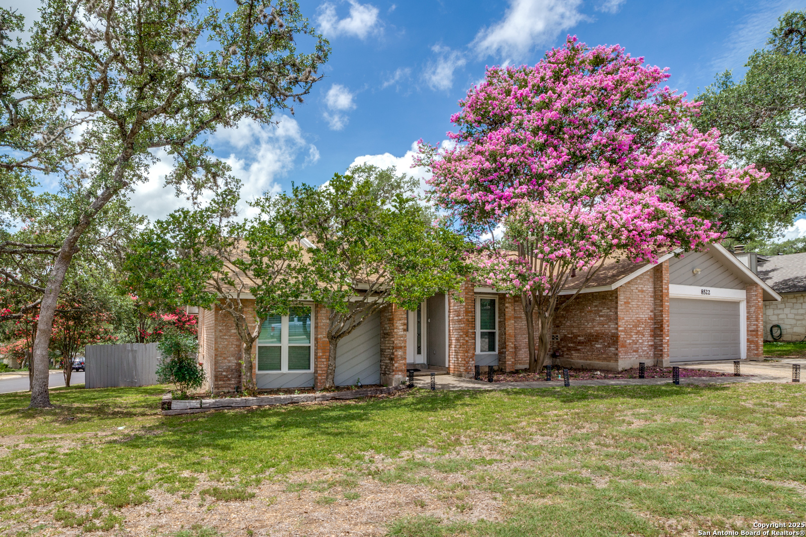 8522 Wickersham
