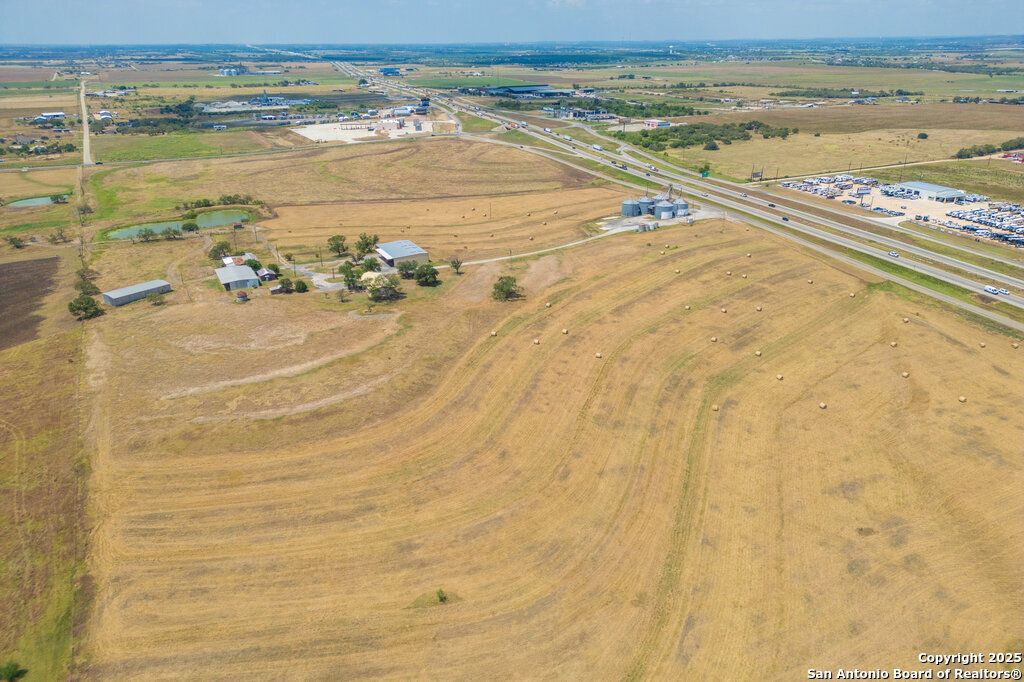 Photo of 5775 W Interstate 10, Seguin, TX 78155 (MLS # 1896602)