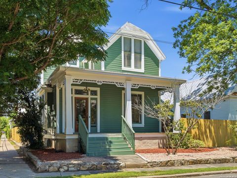 Photo of 201 E Rische, San Antonio, TX 78204 (MLS # 1966996)