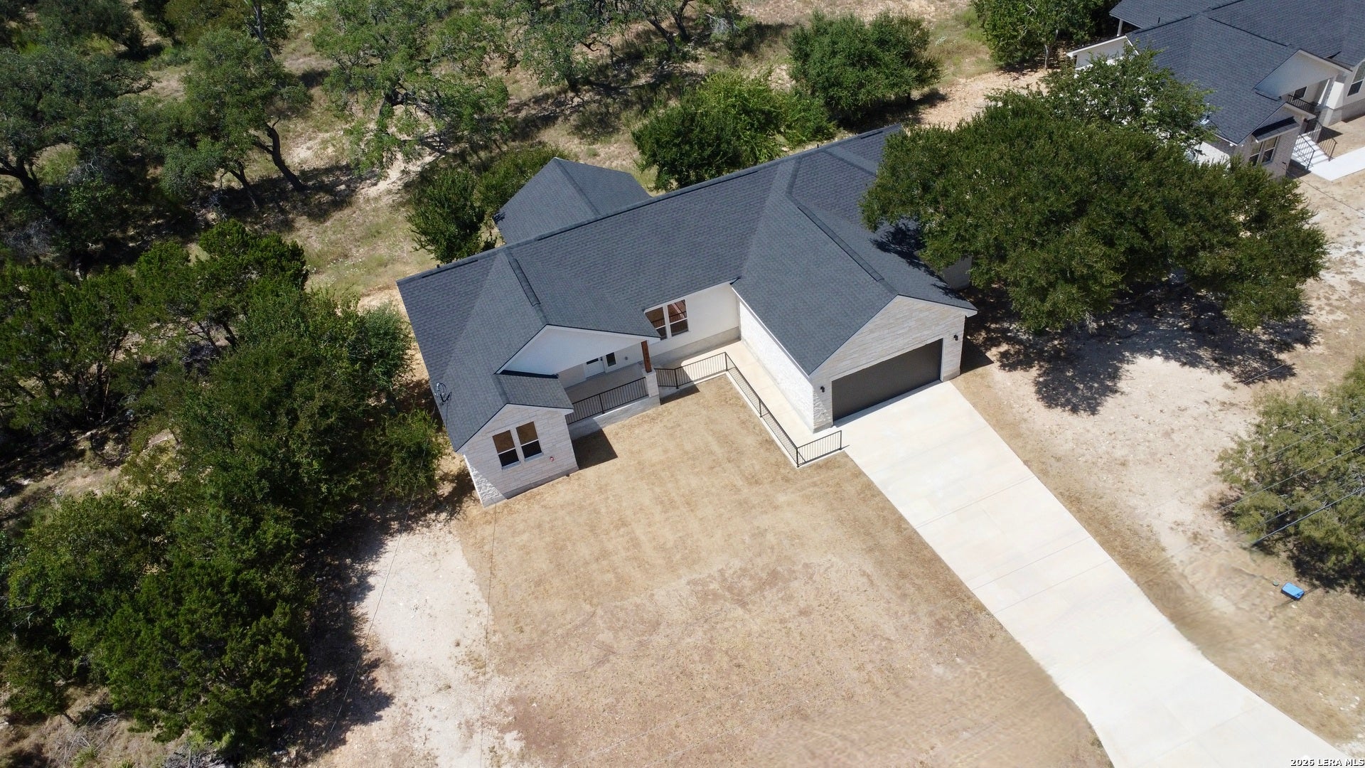 7022 CIRCLE OAK DR