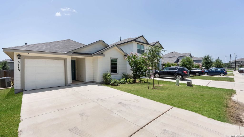 Photo of 5115 GREYWACKE TRL, San Antonio, TX 78253 (MLS # 1997847)