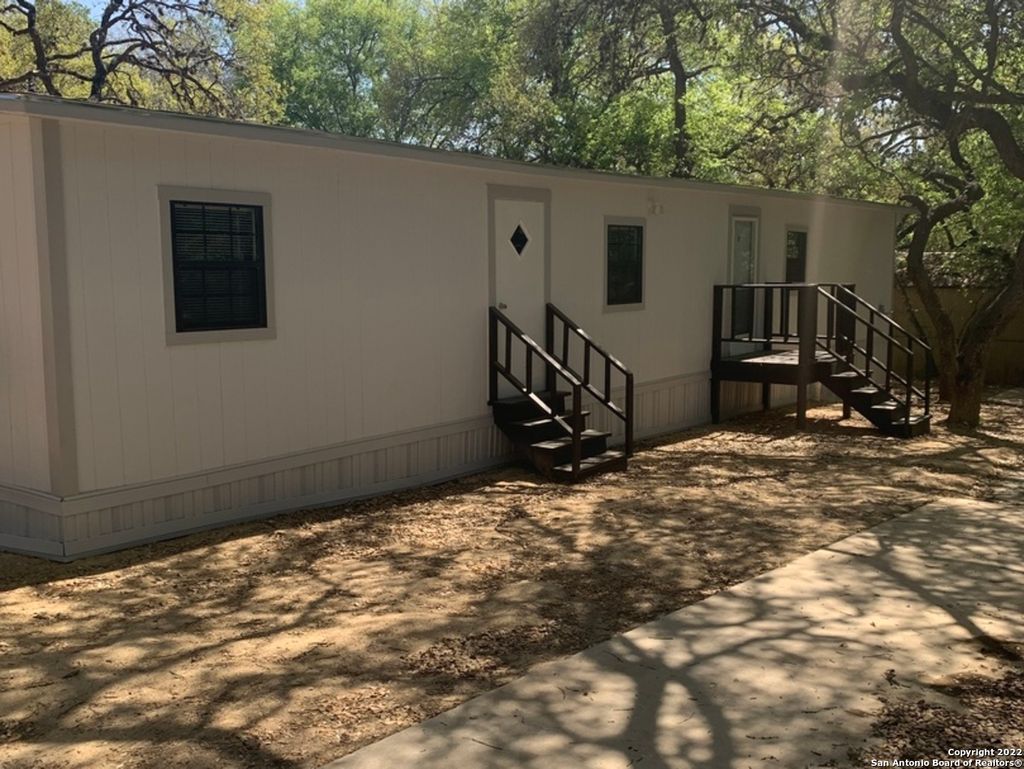 Photo of 25315 Lynda sue, San Antonio, TX 78257 (MLS # 1887477)