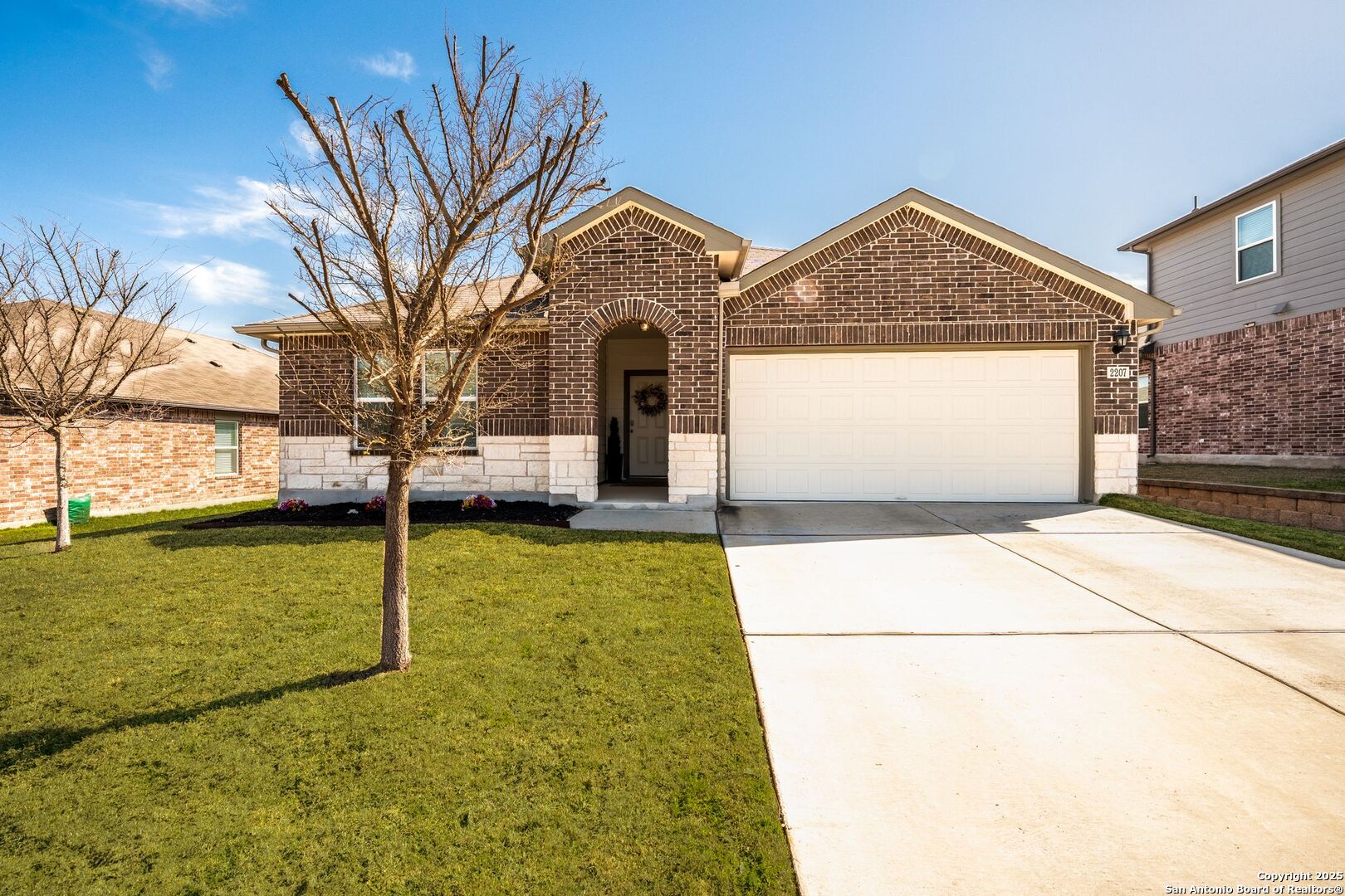 2207 Trumans Hill