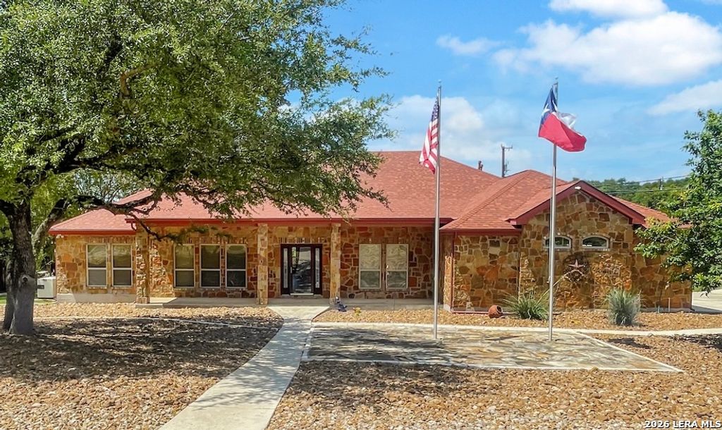 Photo of 26335 Shady Acres, San Antonio, TX 78260 (MLS # 1998534)