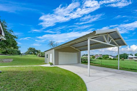 A home in La Vernia