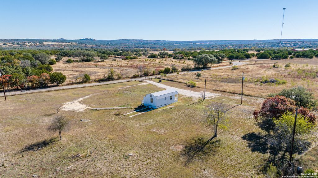 Photo of 566 W Rocky Road, Hye, TX 78635 (MLS # 1930086)