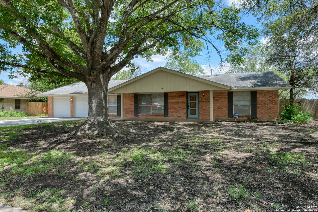 Photo of 641 Richfield, Windcrest, TX 78239 (MLS # 1885688)