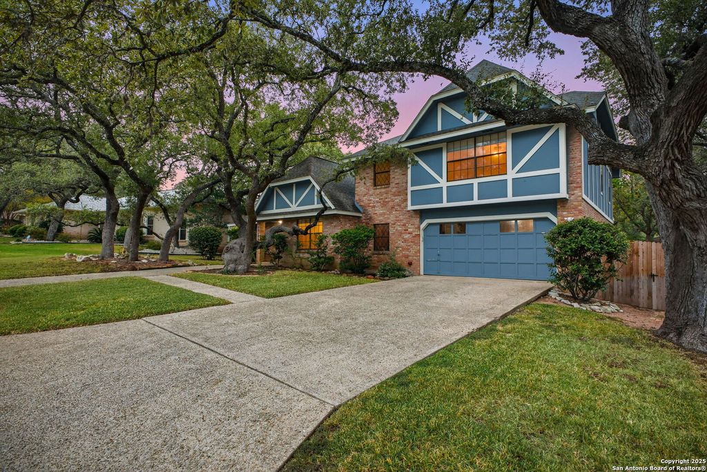 Photo of 13123 Hunters Spring, San Antonio, TX 78230 (MLS # 1854342)