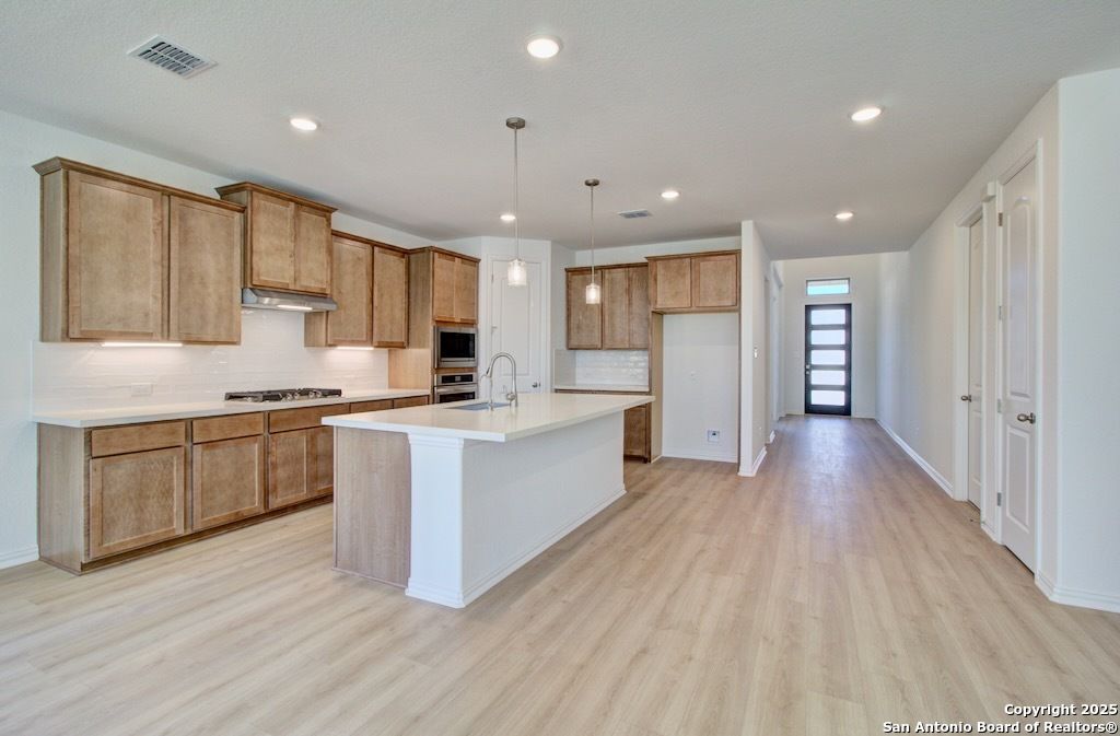 Photo of 1683 Seekat Drive, New Braunfels, TX 78132 (MLS # 1920072)