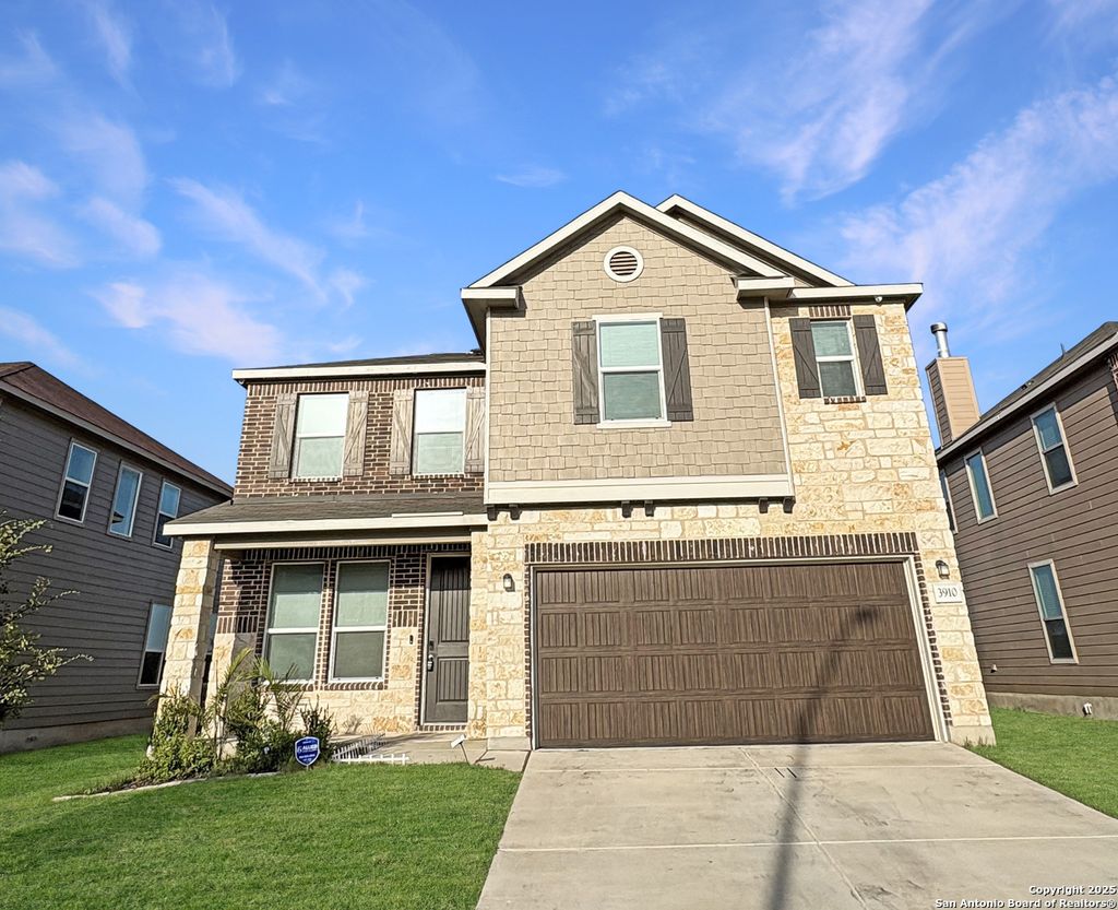 Photo of 3910 SUNFIELD DR, Seguin, TX 78155 (MLS # 1886491)