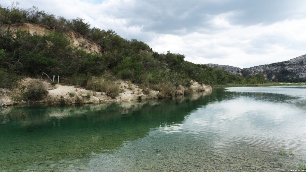Photo of 945 Private Road 2310, Uvalde, TX 78801 (MLS # 1936856)
