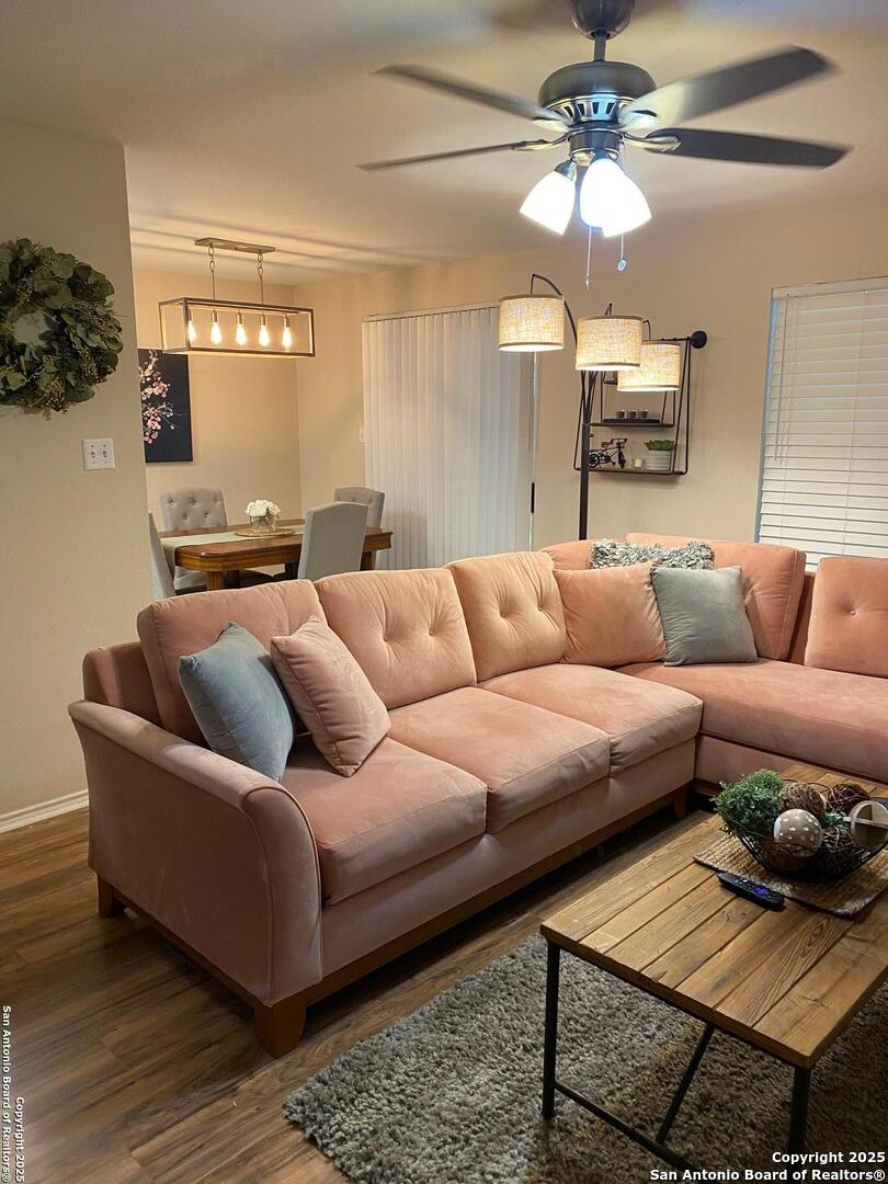 6314 Club Oaks