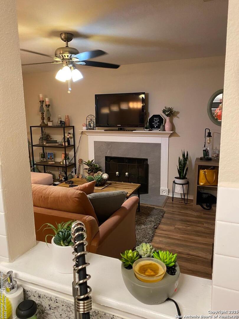 6314 Club Oaks