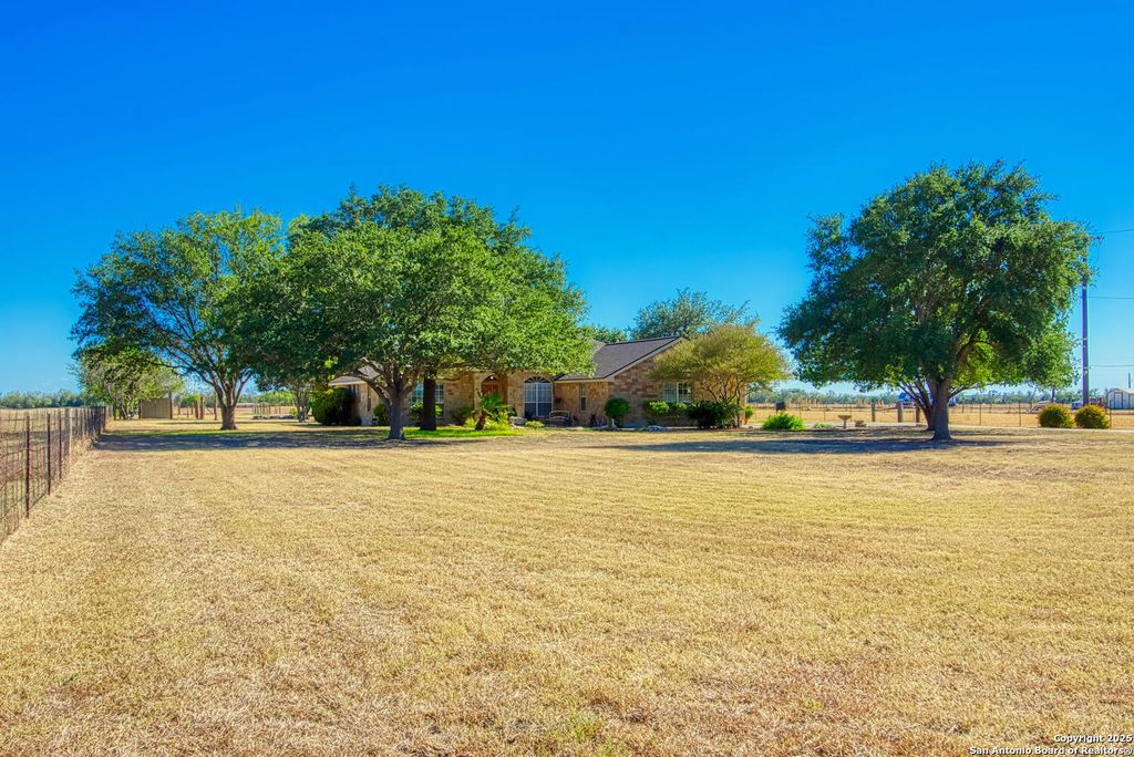 Photo of 15260 Miller Rd, St Hedwig, TX 78152 (MLS # 1916943)