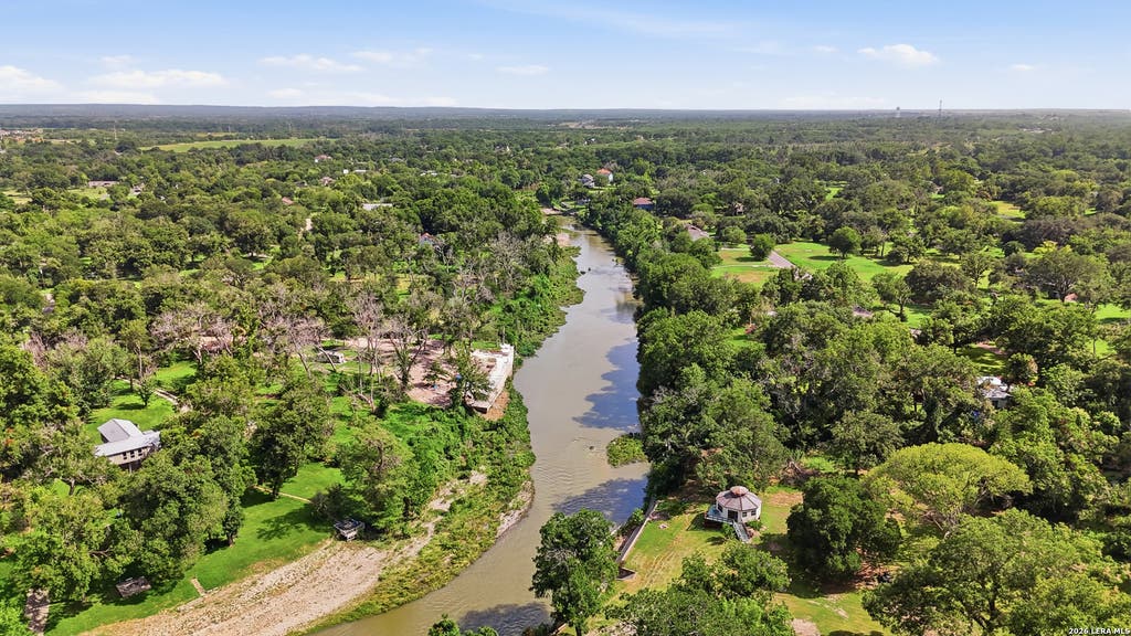 Photo of 632 E Donegan, Seguin, TX 78155 (MLS # 2001259)