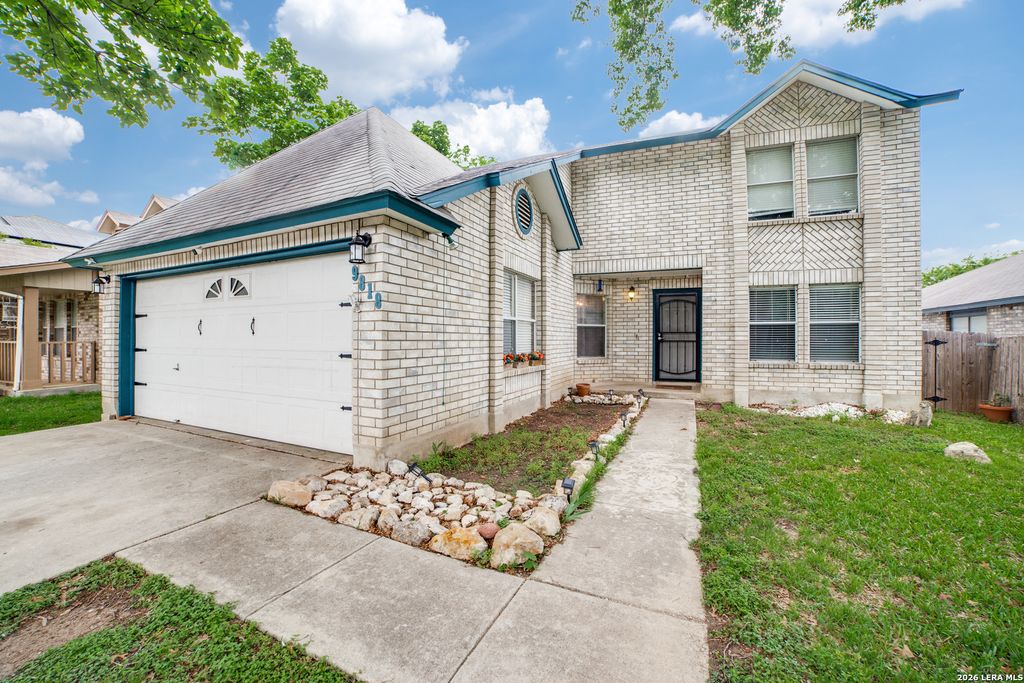 Photo of 9818 KENBRIDGE DR, San Antonio, TX 78250 (MLS # 1958975)