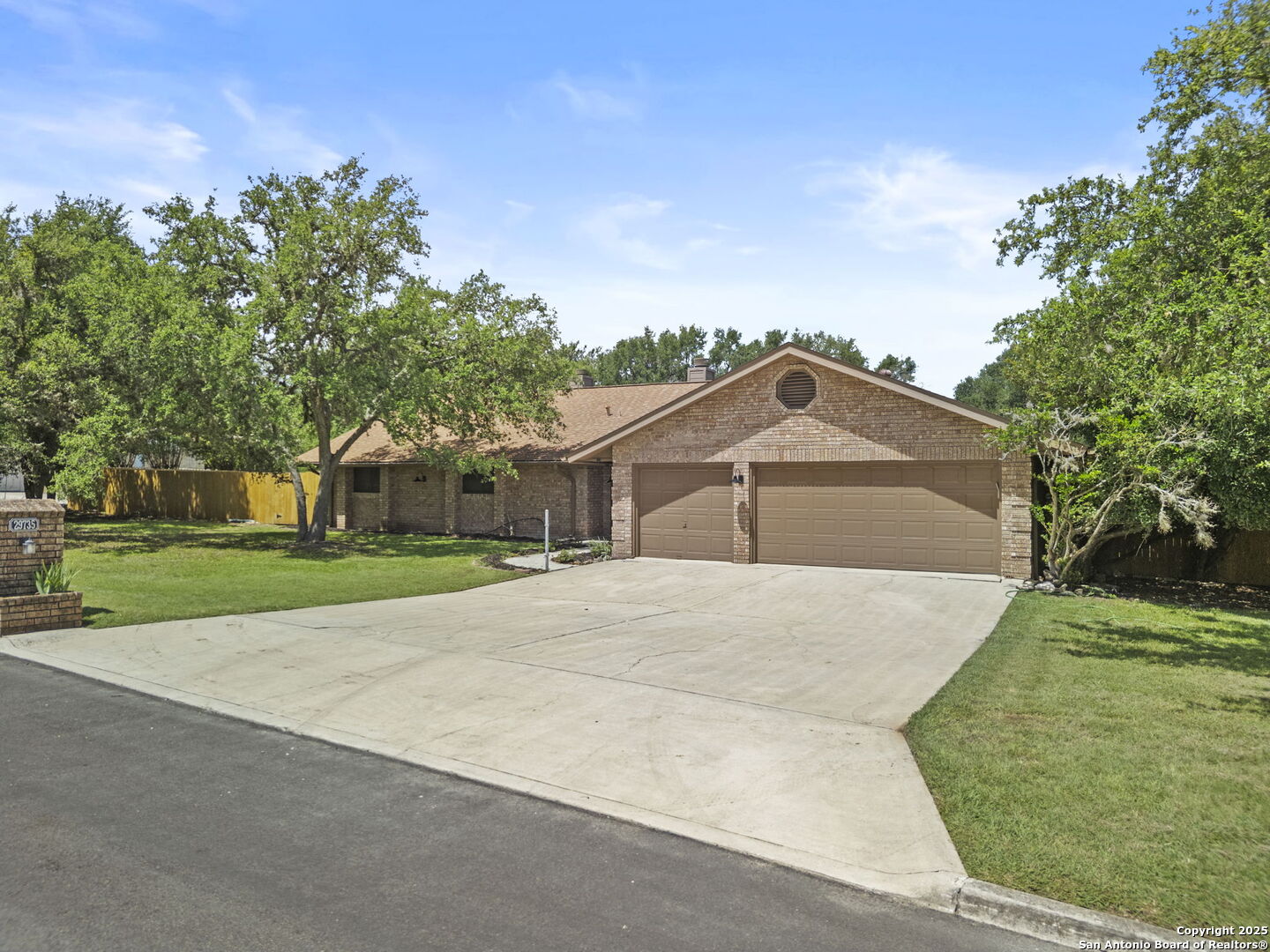 29735 Saddleback