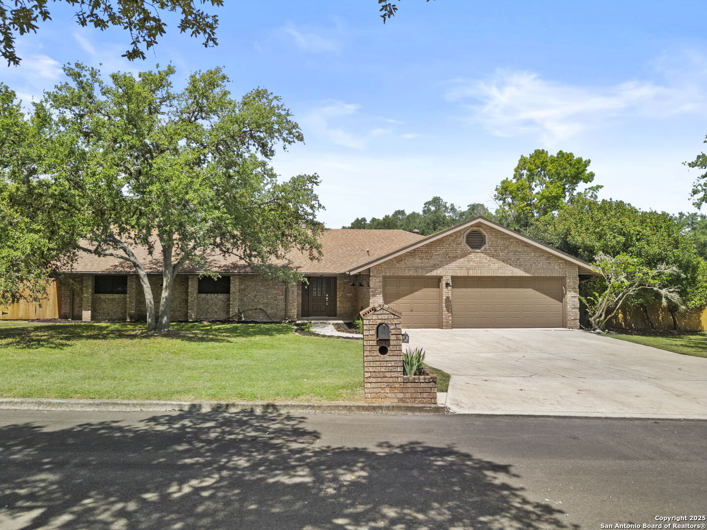 29735 Saddleback