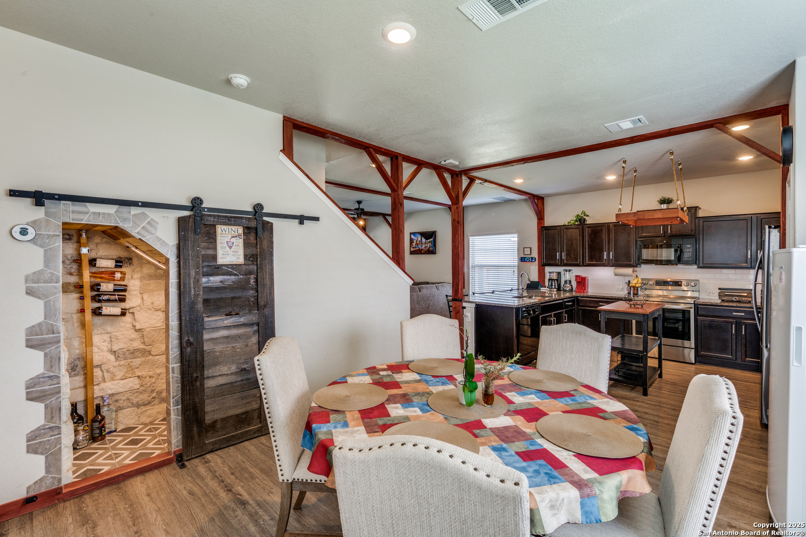 463 Briar Ln