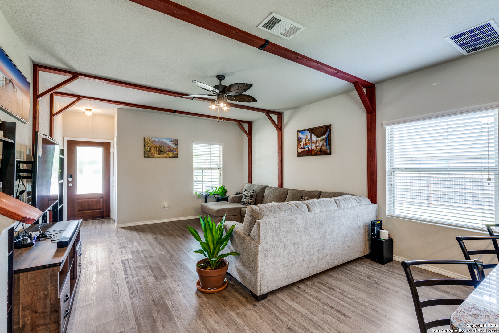 463 Briar Ln