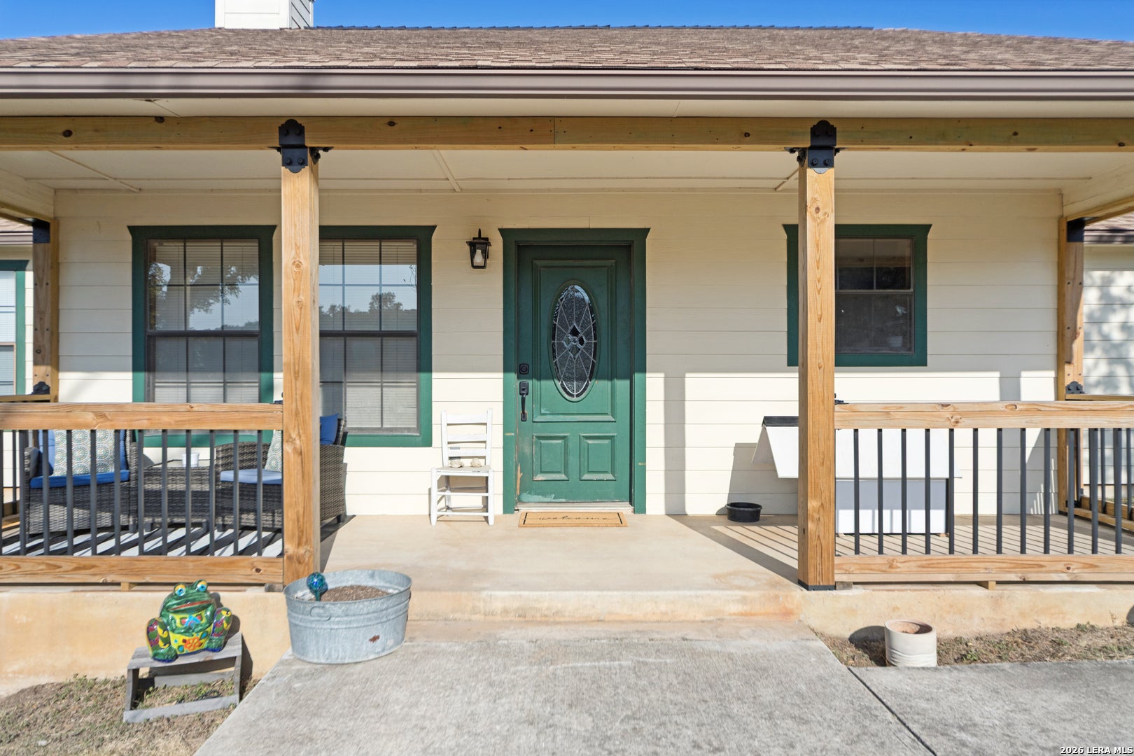 186 SEVEN SISTERS DR