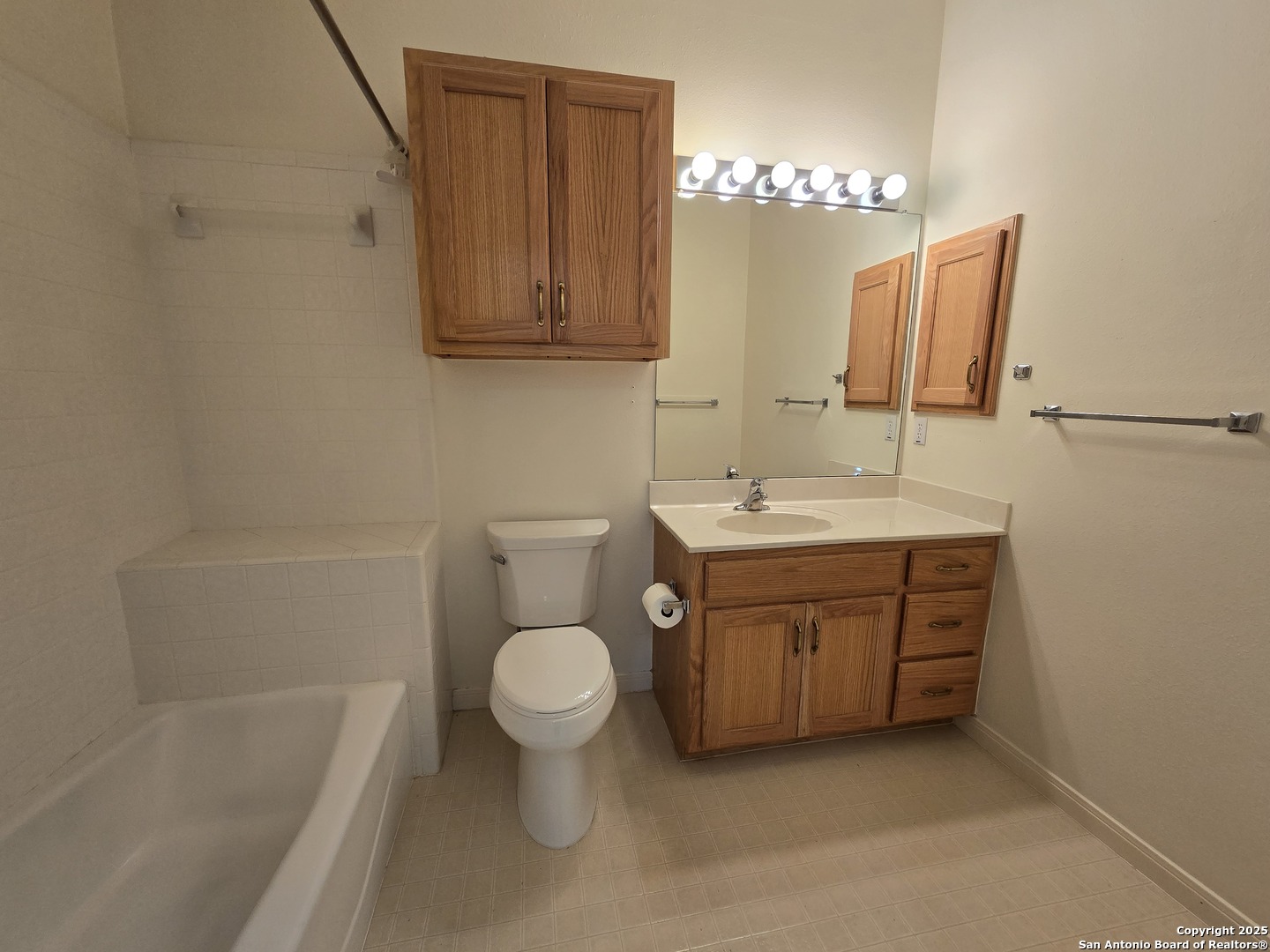 New Braunfels, Texas 78130, United States, 3 Bedrooms Bedrooms, ,2 BathroomsBathrooms,Residential,Active,210899