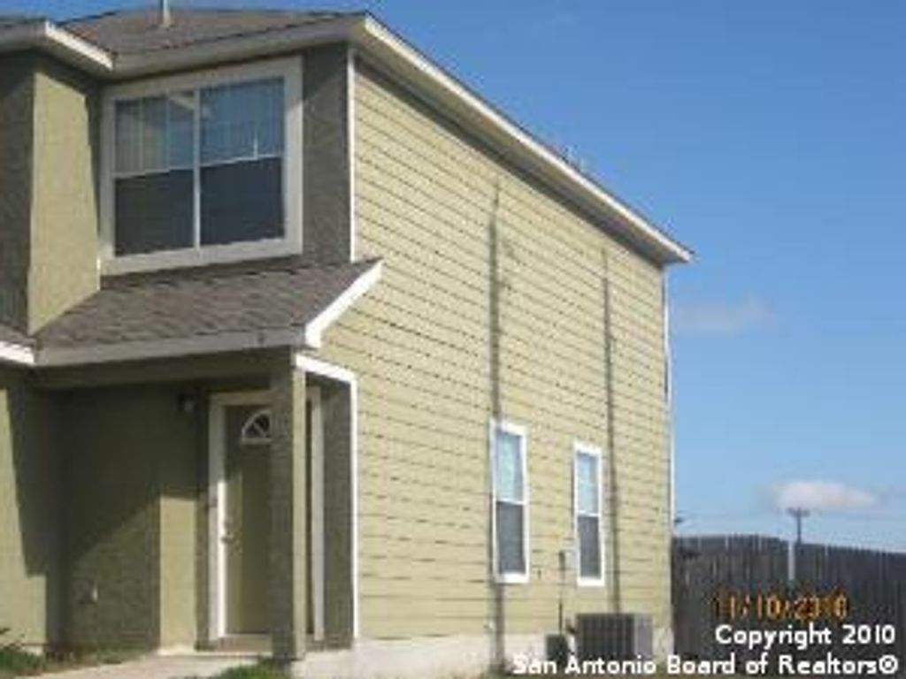 Photo of 10006 Vasso View 4 #4, Converse, TX 78109 (MLS # 1915290)