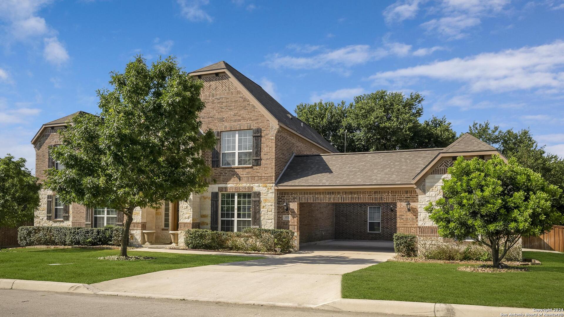 573 BARDEN PKWY