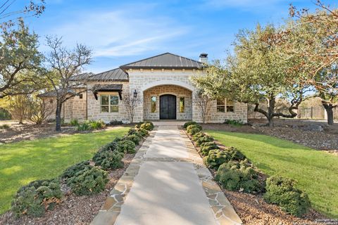 Photo of 9 Ranch Brook, Boerne, TX 78015 (MLS # 1926612)