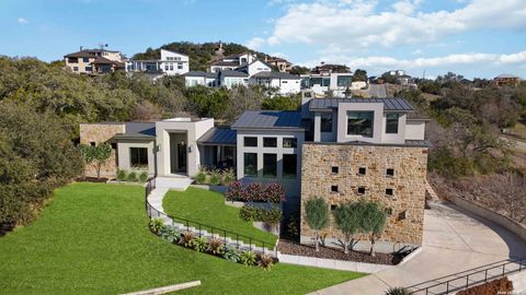 Photo of 9802 Autumn Canyon, San Antonio, TX 78255 (MLS # 1944697)