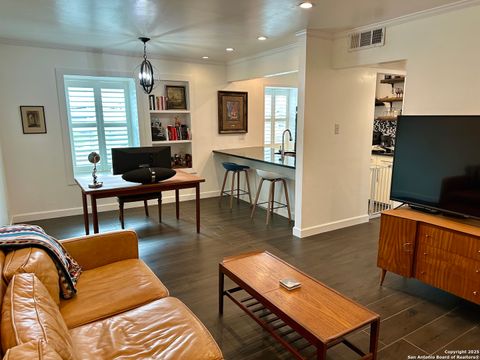168 Barilla Pl B-204 Alamo Heights TX 78209