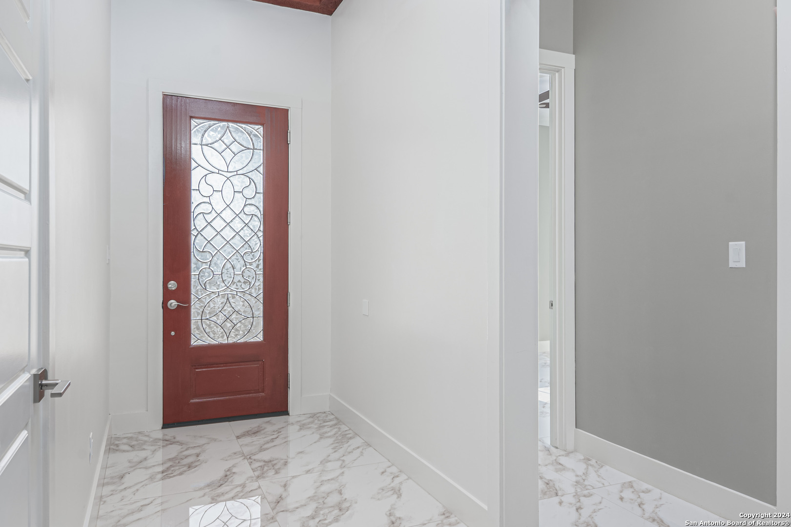 639 Hummingbird Hill