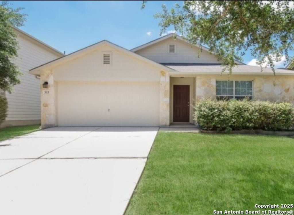 Photo of 313 Lasso, Cibolo, TX 78108 (MLS # 1911620)
