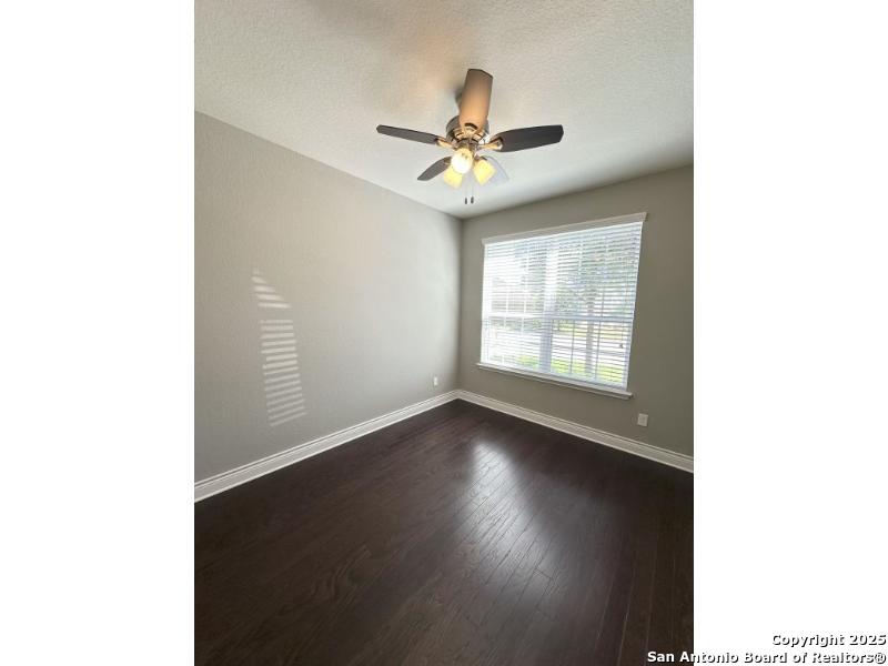 27351 Rio Bend