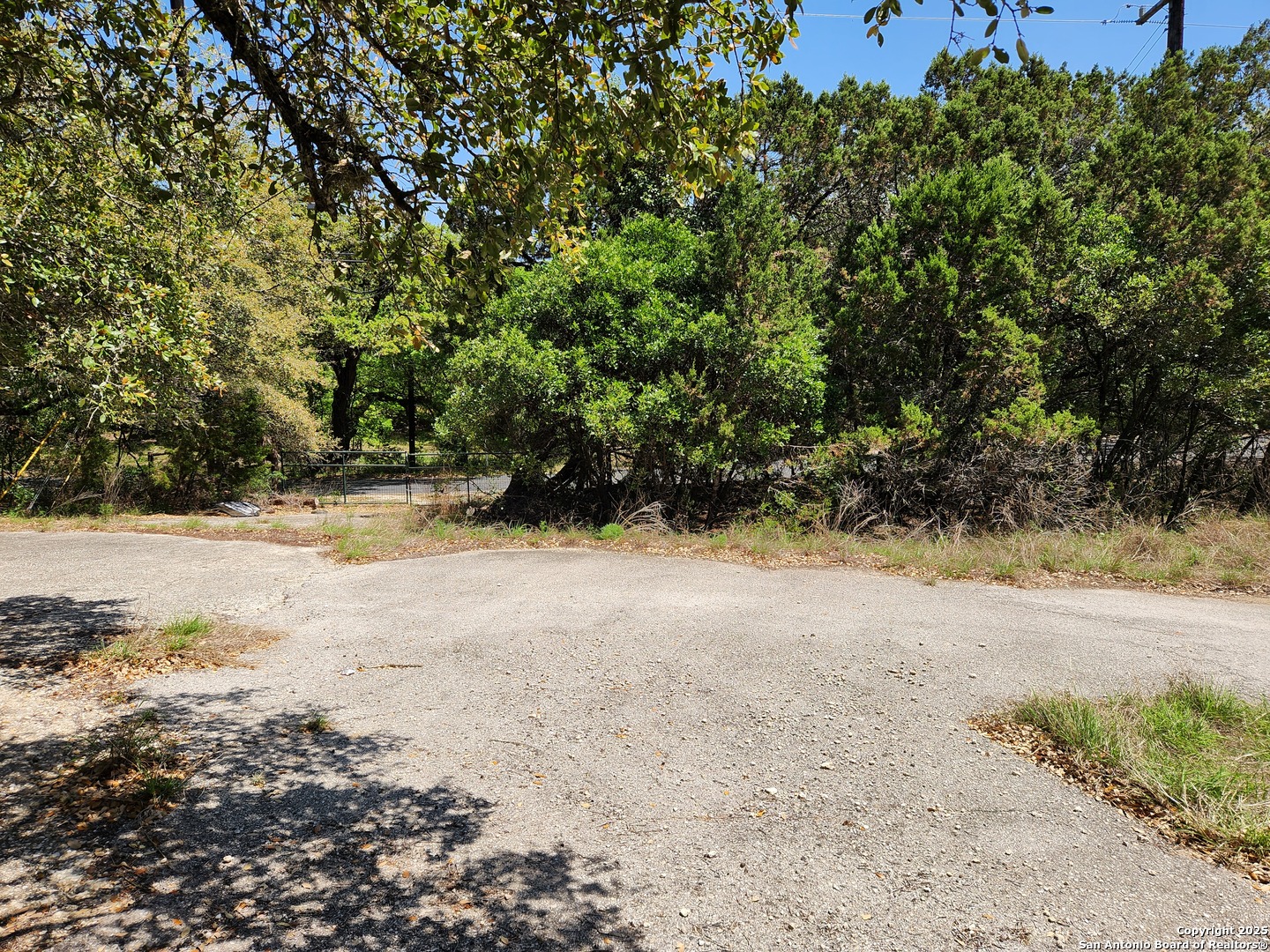 19225 scenic loop