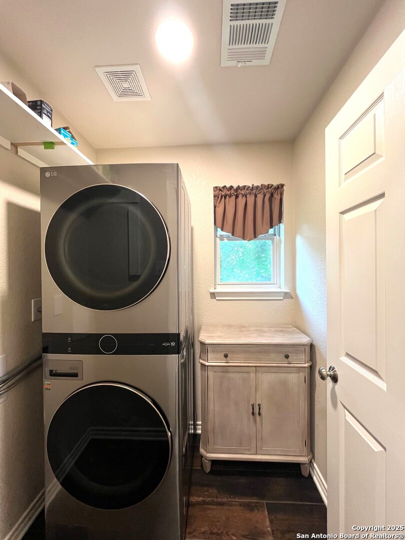 New Braunfels, Texas 78130, United States, 4 Bedrooms Bedrooms, ,2 BathroomsBathrooms,Residential,Active,153471