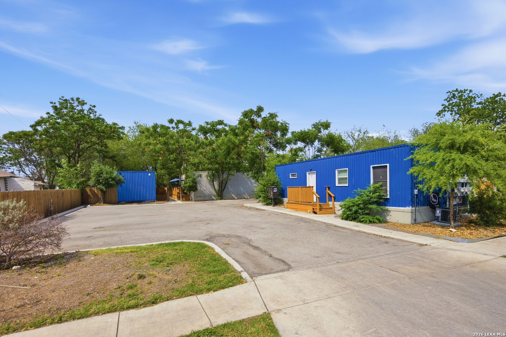 Photo 1 of 27 — 1033 Rivas, San Antonio, TX 78207