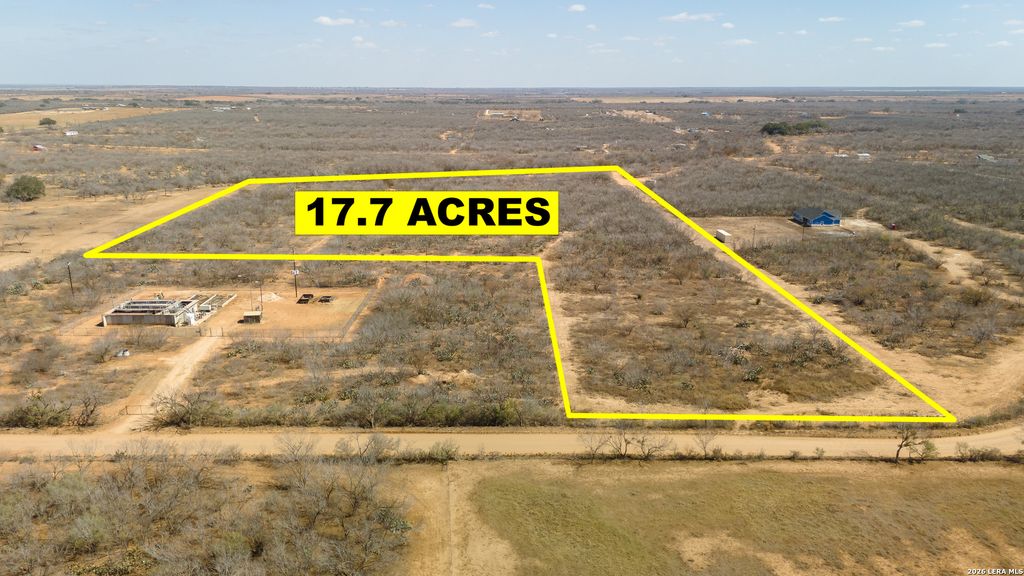 Photo of 1826 County Road 2537, Moore, TX 78057 (MLS # 1944831)