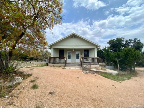 Photo of 489 Deer Creek W, Pipe Creek, TX 78063 (MLS # 1939755)