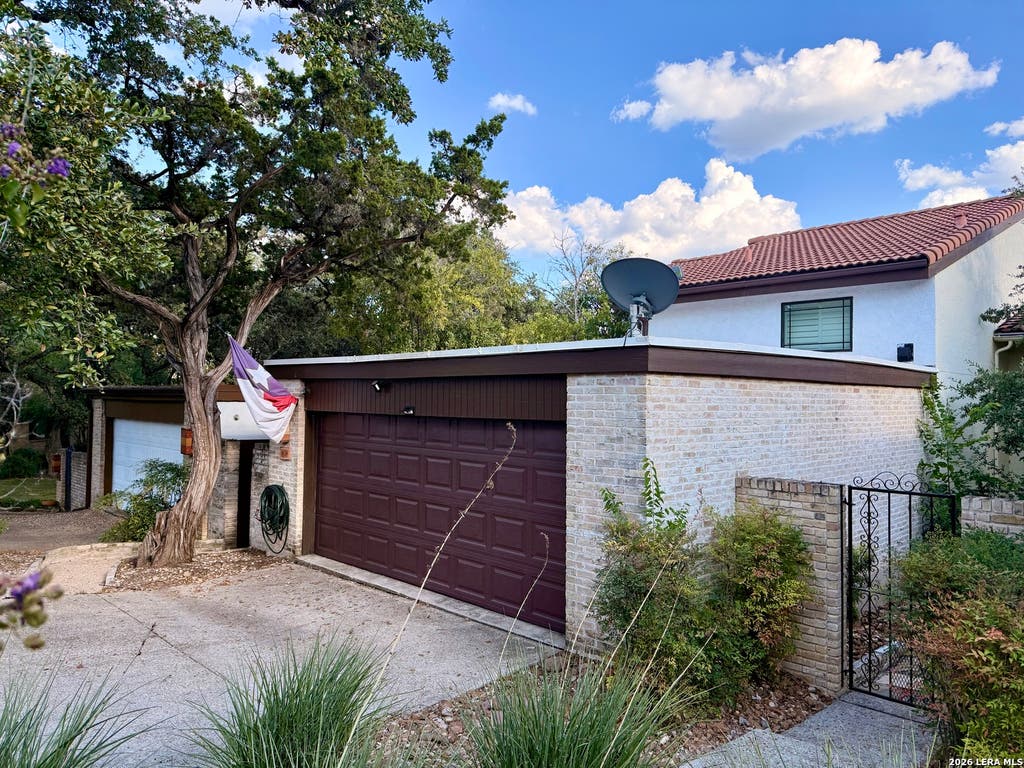 Photo of 11624 Caprock, San Antonio, TX 78230 (MLS # 2009327)
