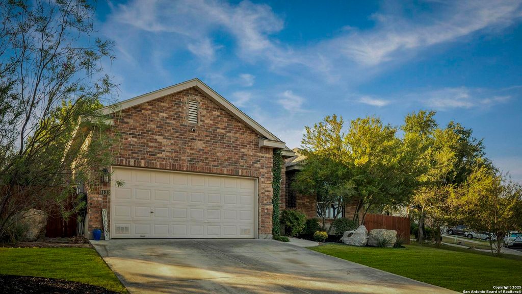 Photo of 3133 Soledad, New Braunfels, TX 78132 (MLS # 1955347)