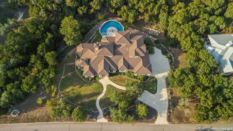 Photo of 11101 Caliza Bluff, Boerne, TX 78006 (MLS # 2021193)