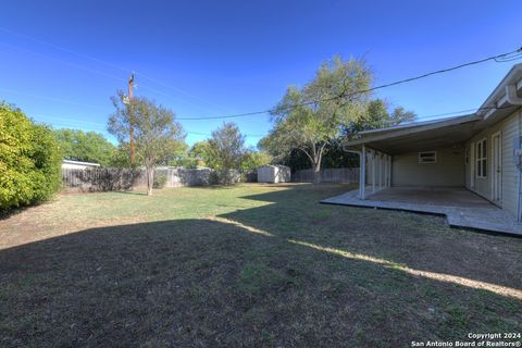 A home in Universal City