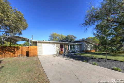 A home in Universal City